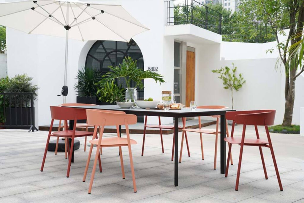 Bàn ghế nhôm đúc ngoài trời