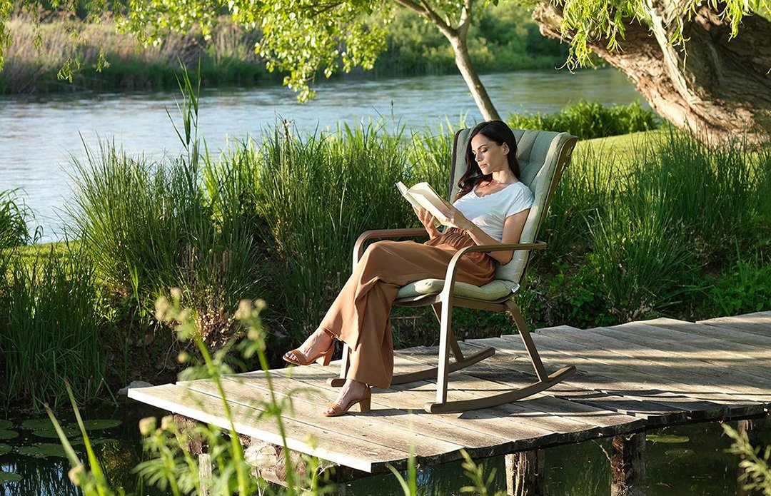 Ghế Bập Bênh Thư Giãn Ngoài Trời