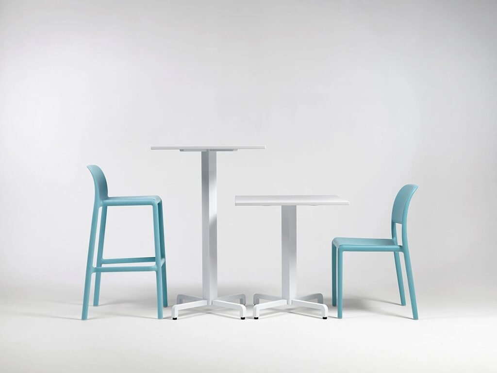 Ghế ngoài trời nhựa đúc cao cấp