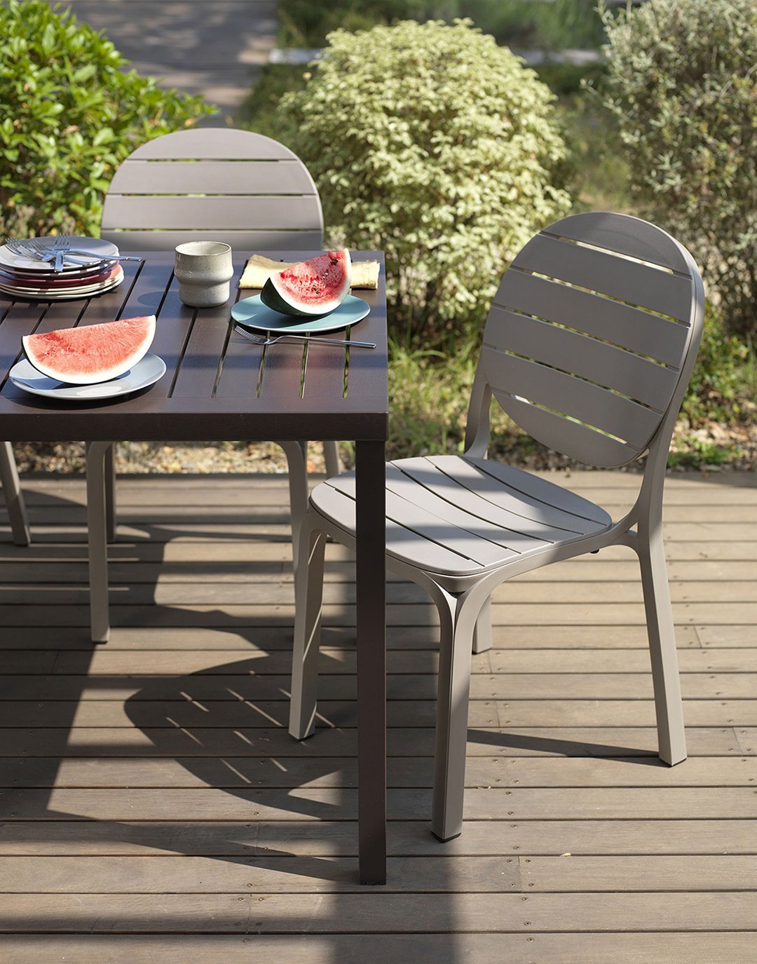 Ghế Sân Vườn Nhựa Đúc Cao Cấp