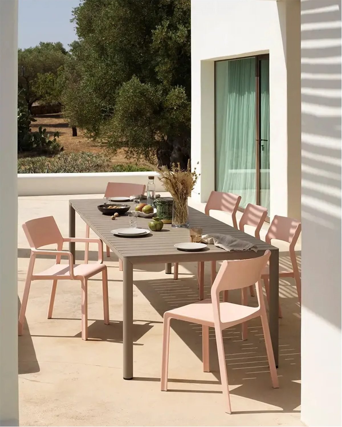 Ghế sân vườn nhựa đúc xếp chồng ND-WC037