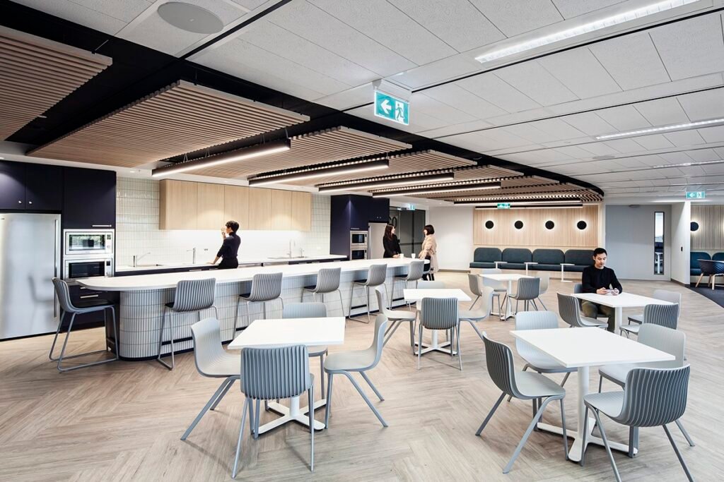 Bàn ghế cafe hiện đại Win Chair